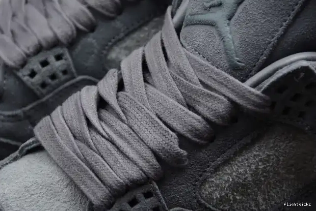 Air 930155-003 4 Jordan x Cool Grey KAWS 0526